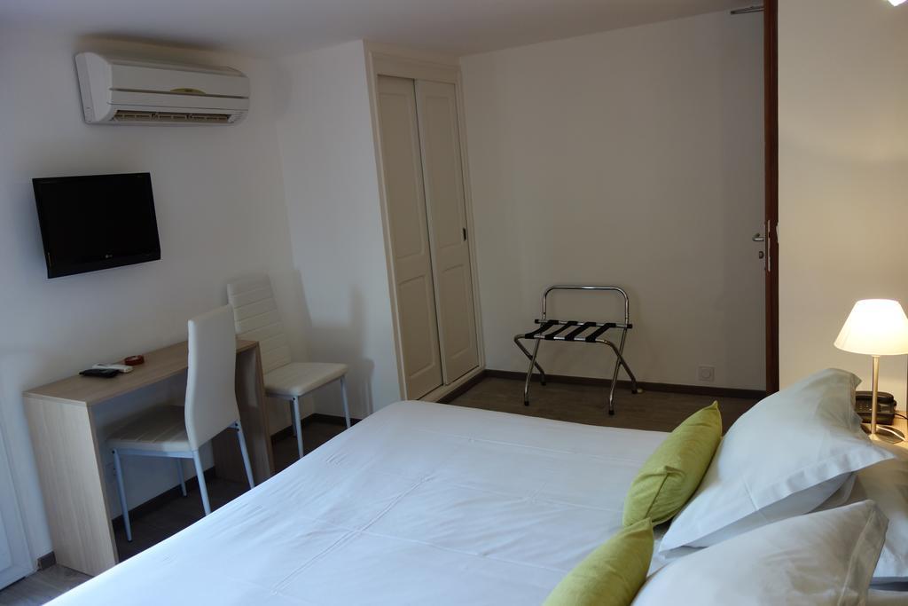 Hotel Le Prejoly Saint-Vallier-de-Thiey ภายนอก รูปภาพ