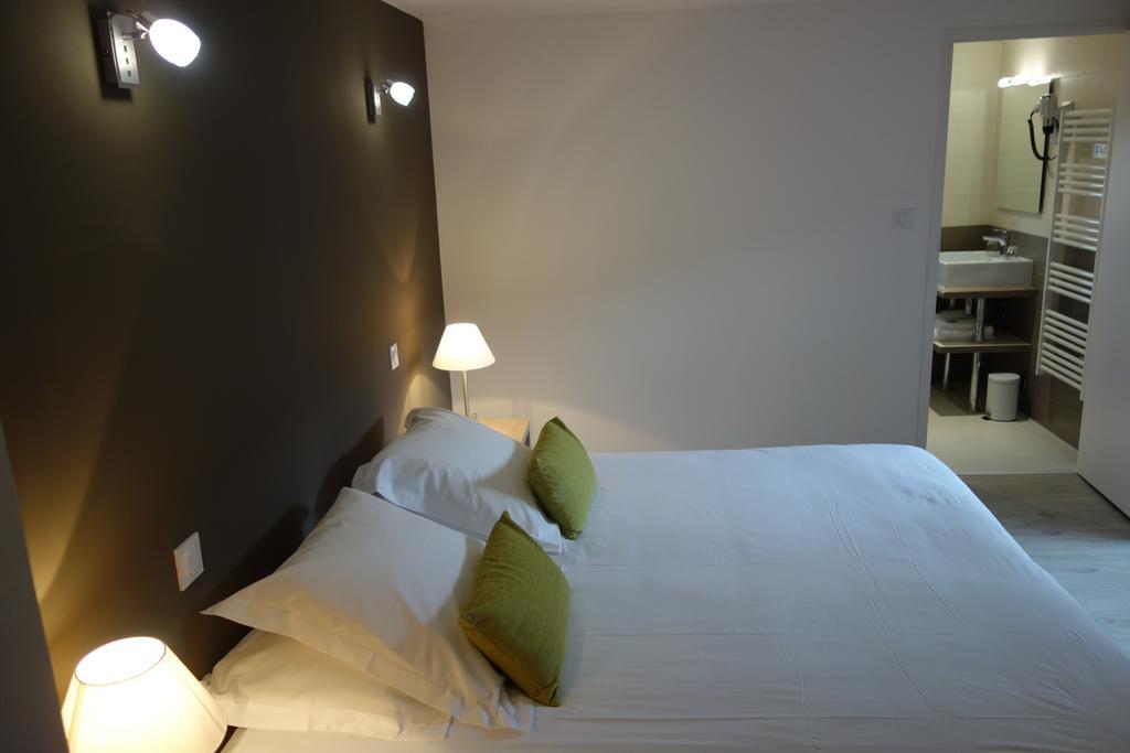 Hotel Le Prejoly Saint-Vallier-de-Thiey ภายนอก รูปภาพ