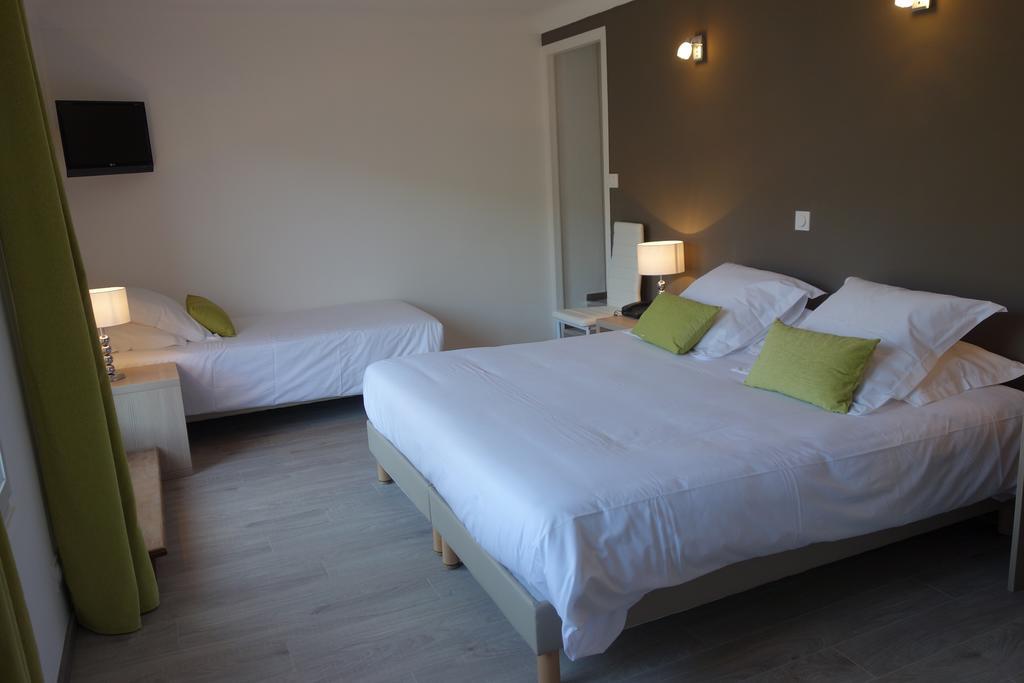 Hotel Le Prejoly Saint-Vallier-de-Thiey ภายนอก รูปภาพ