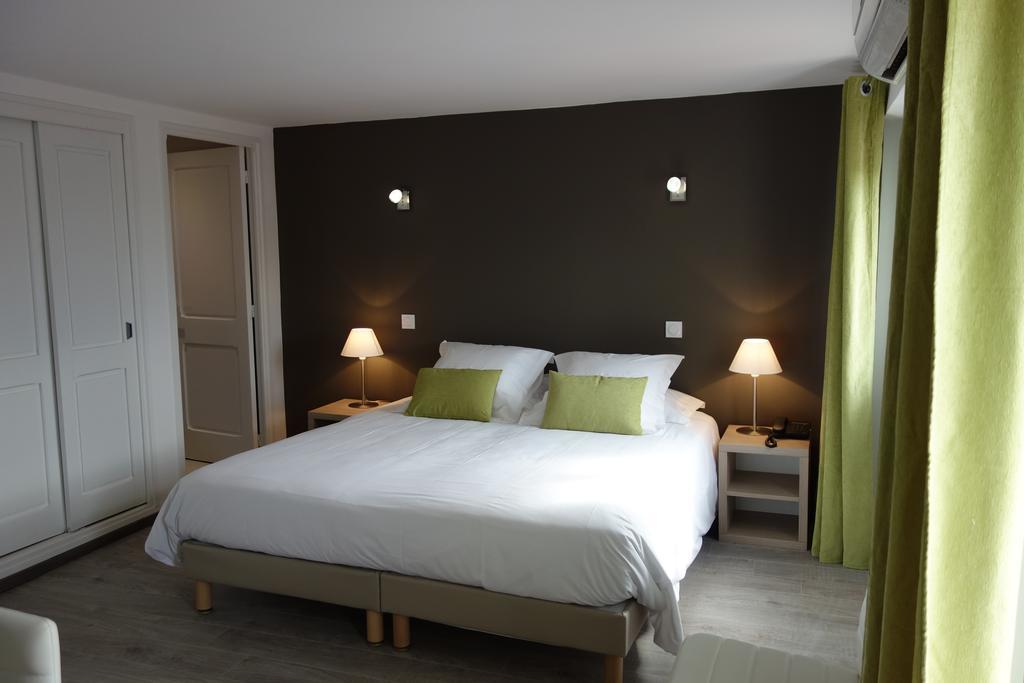 Hotel Le Prejoly Saint-Vallier-de-Thiey ภายนอก รูปภาพ