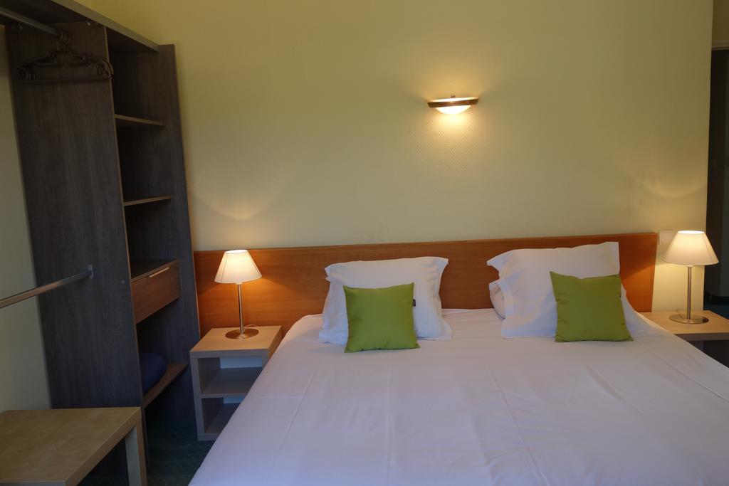 Hotel Le Prejoly Saint-Vallier-de-Thiey ภายนอก รูปภาพ