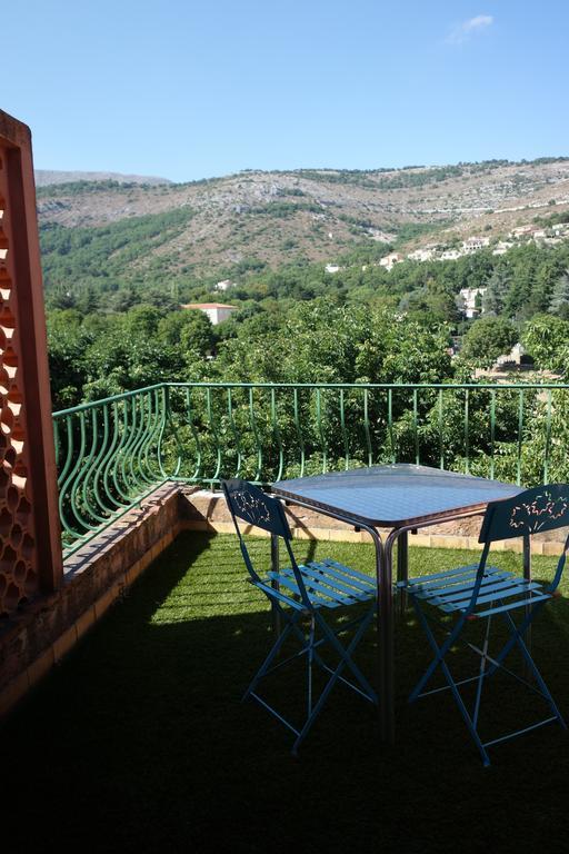 Hotel Le Prejoly Saint-Vallier-de-Thiey ภายนอก รูปภาพ