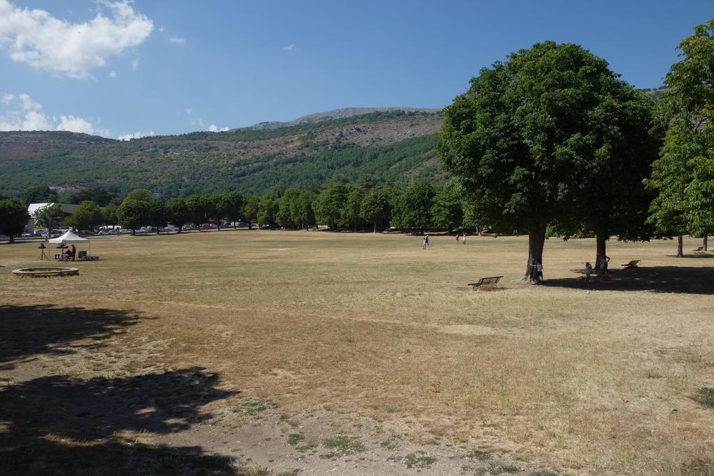 Hotel Le Prejoly Saint-Vallier-de-Thiey ภายนอก รูปภาพ
