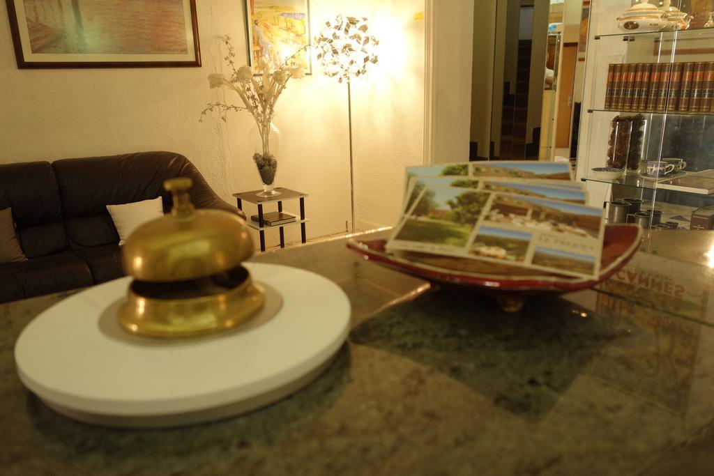 Hotel Le Prejoly Saint-Vallier-de-Thiey ภายนอก รูปภาพ